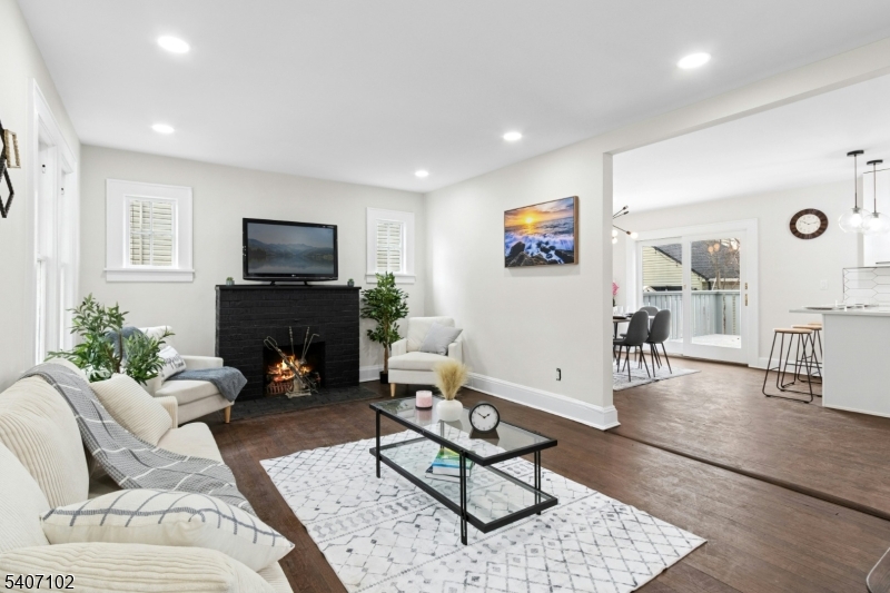 ELMORA HILLS - Residential