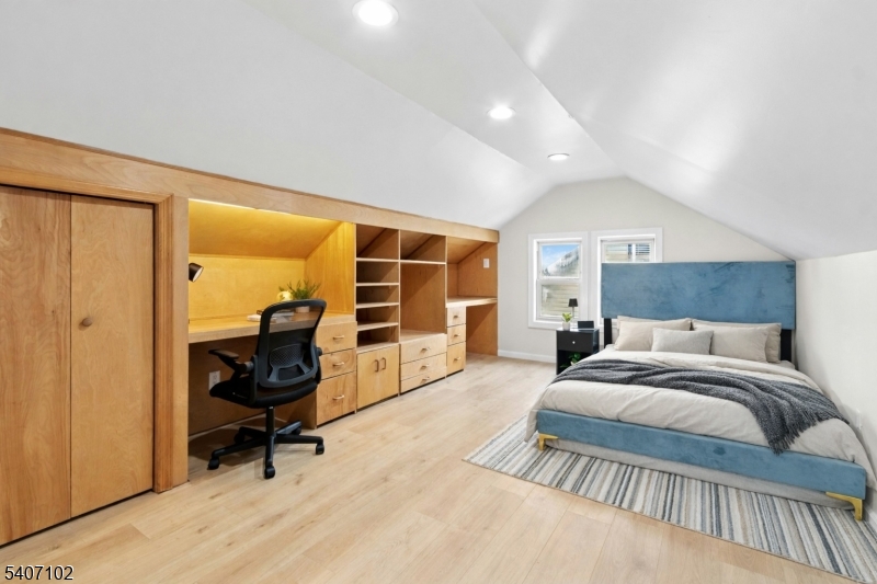 ELMORA HILLS - Residential