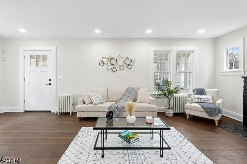 ELMORA HILLS - Residential