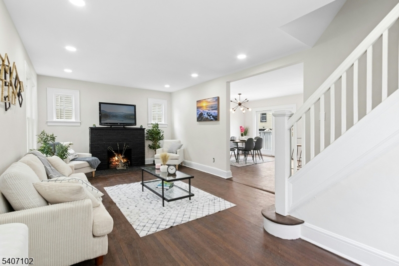 ELMORA HILLS - Residential