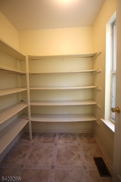 Montgomery Woods - Residential