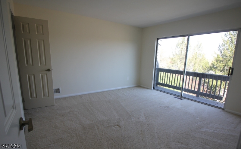 Montgomery Woods - Residential