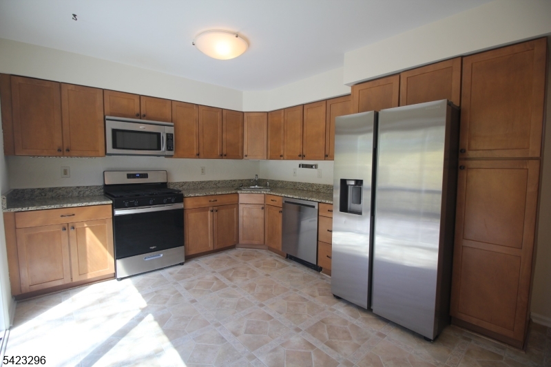 Montgomery Woods - Residential