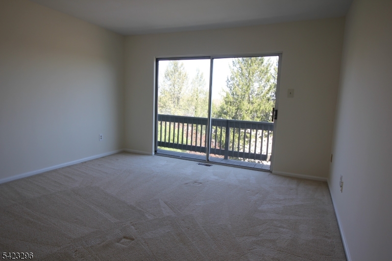 Montgomery Woods - Residential