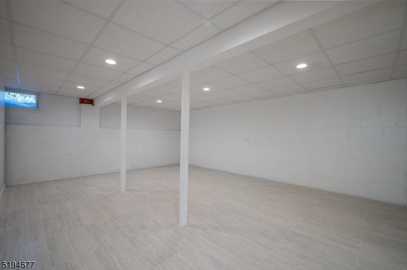 POWDERMILL - Residential Lease