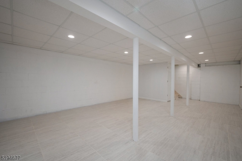 POWDERMILL - Residential Lease