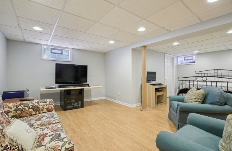 Fayson Lakes - Residential