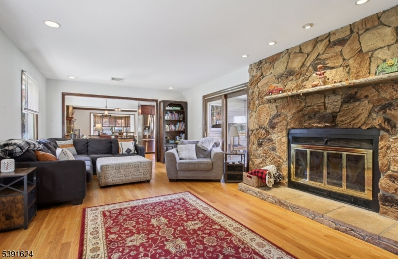 Fayson Lakes - Residential