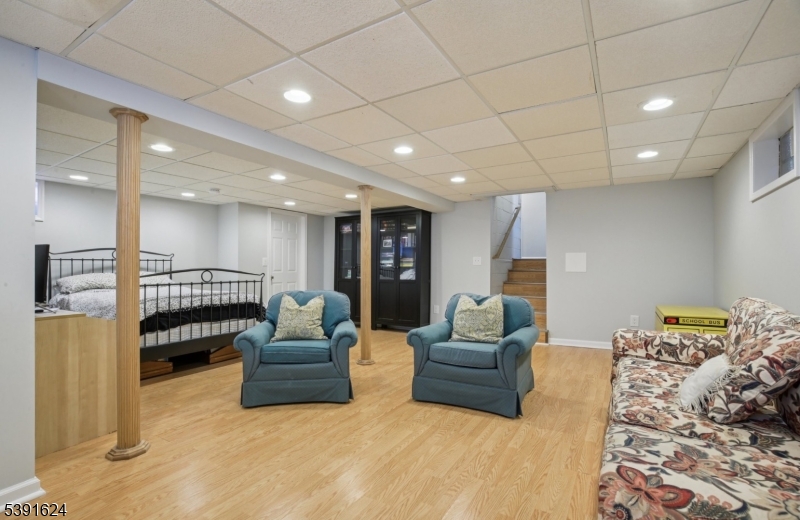 Fayson Lakes - Residential