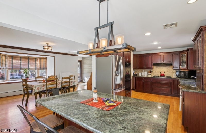 Fayson Lakes - Residential