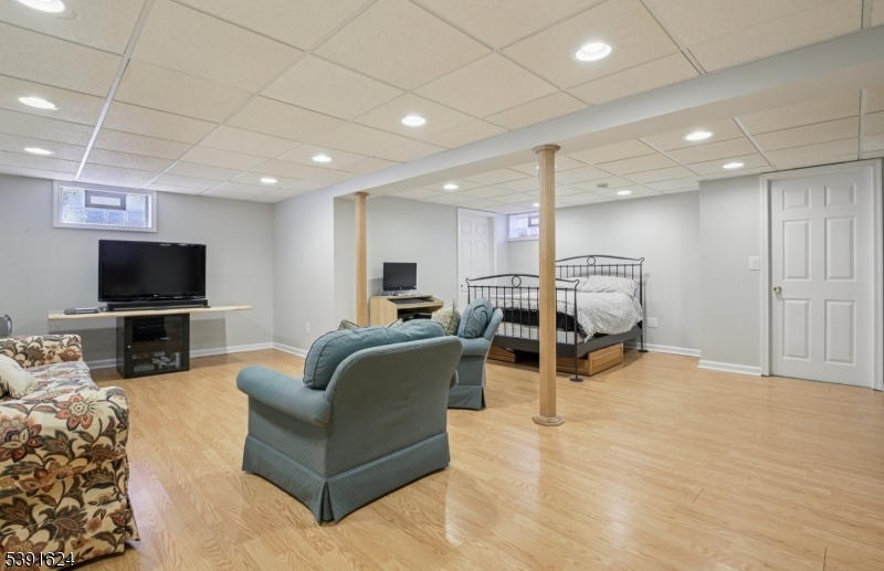 Fayson Lakes - Residential