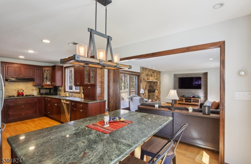 Fayson Lakes - Residential