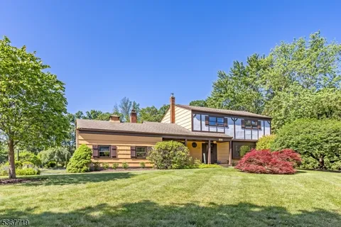 180 Bee Meadow Pkwy, Hanover Twp., NJ 07981 - MLS#: 3974882