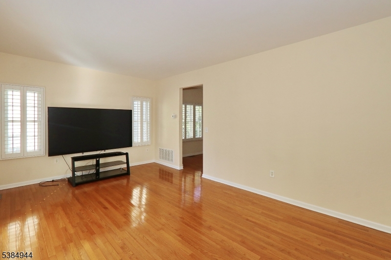 RIGA ESTATES - Residential