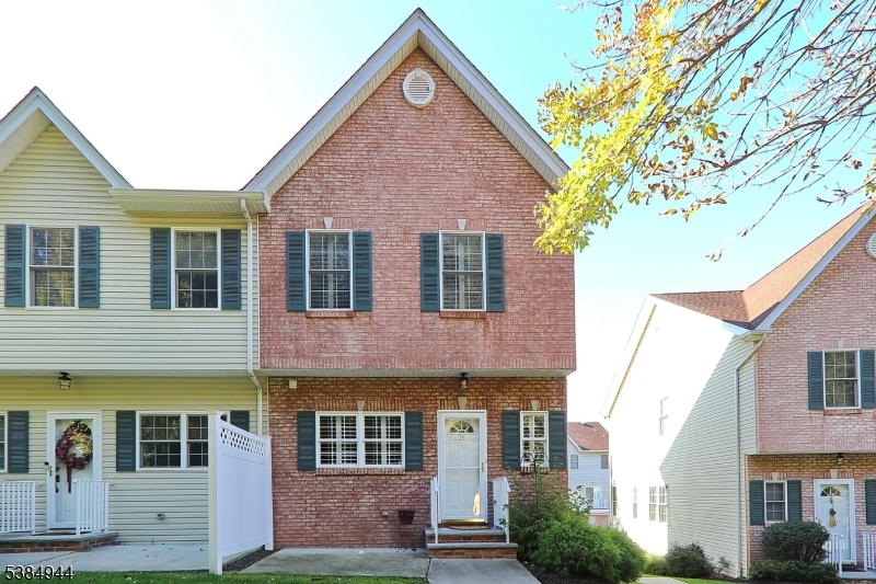 RIGA ESTATES - Residential