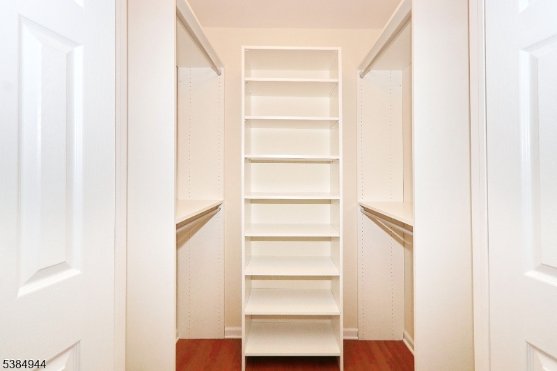 RIGA ESTATES - Residential