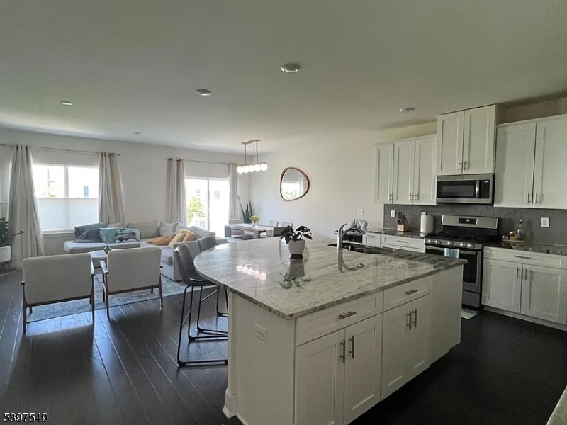 The Collections-Morristown - Residential Lease