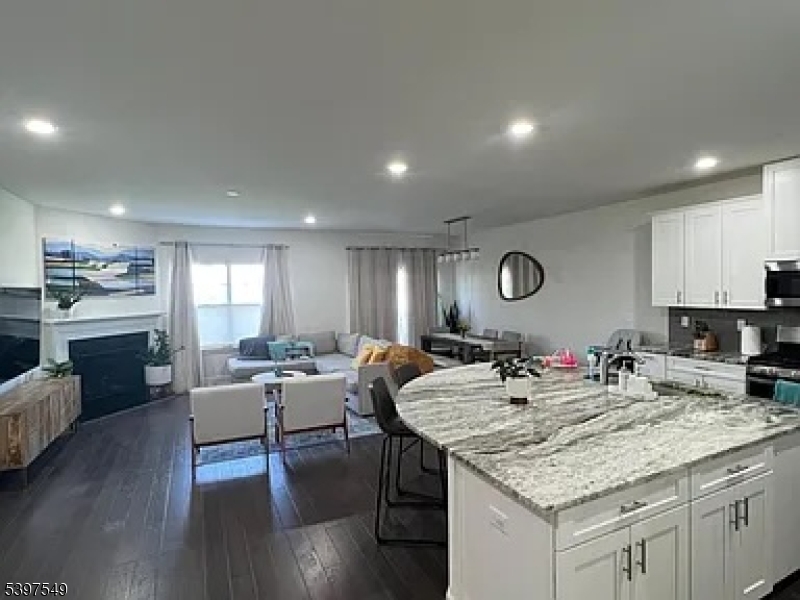 The Collections-Morristown - Residential Lease