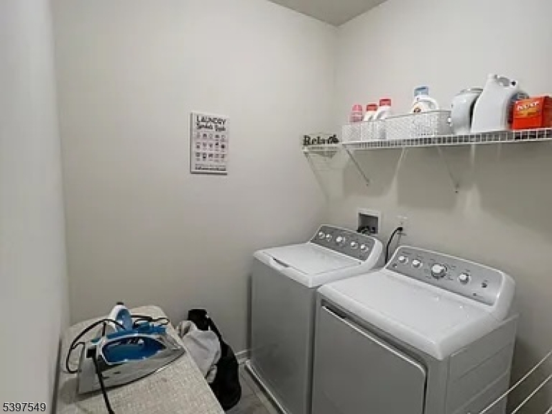 The Collections-Morristown - Residential Lease