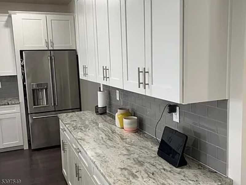 The Collections-Morristown - Residential Lease