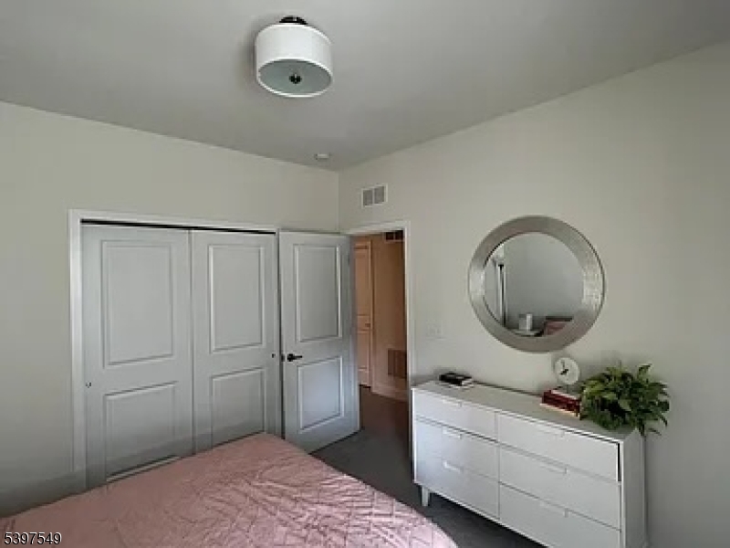 The Collections-Morristown - Residential Lease