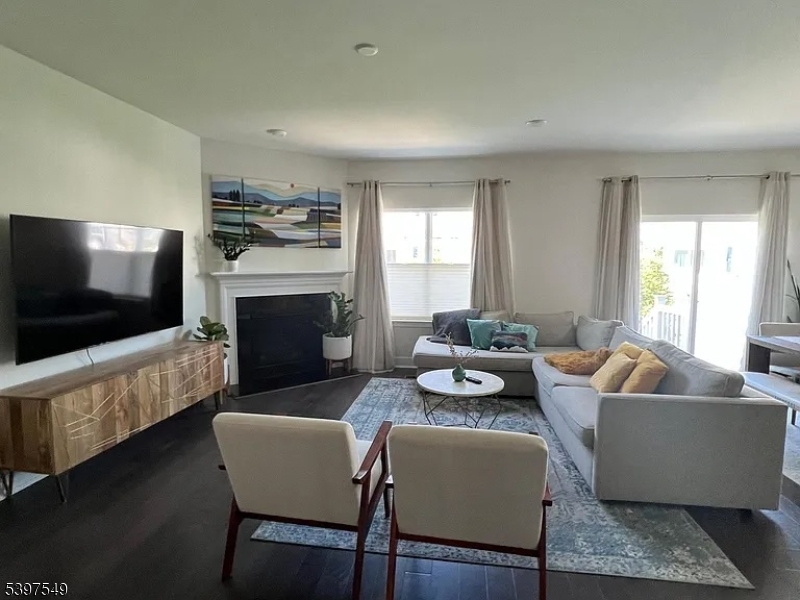 The Collections-Morristown - Residential Lease