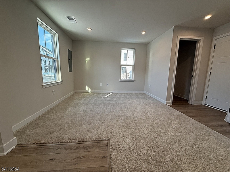 Hackettstown Crossing - Residential