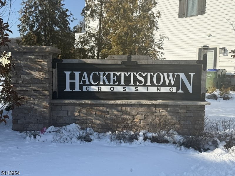 Hackettstown Crossing - Residential