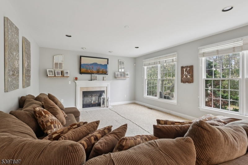 Almadera Estates - Residential