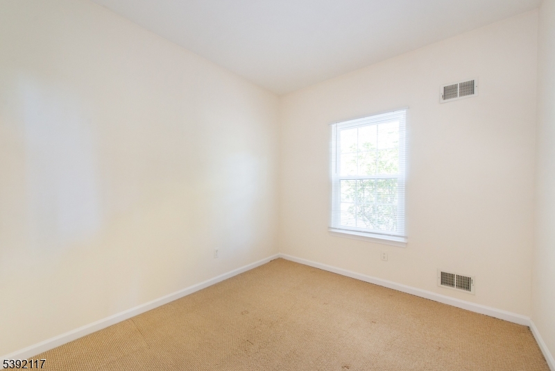 HILLS, CARLISLE - Residential Lease