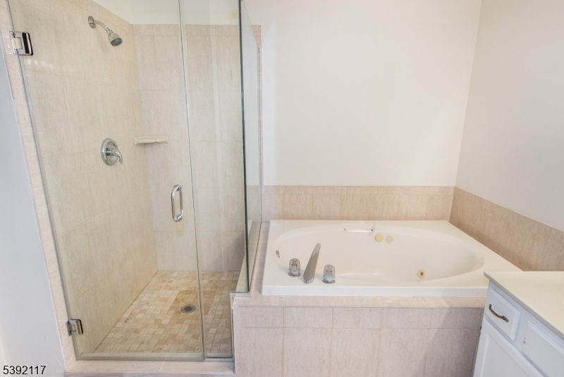 HILLS, CARLISLE - Residential Lease