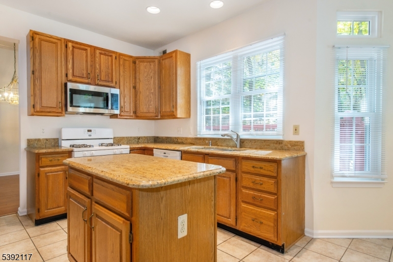 HILLS, CARLISLE - Residential Lease