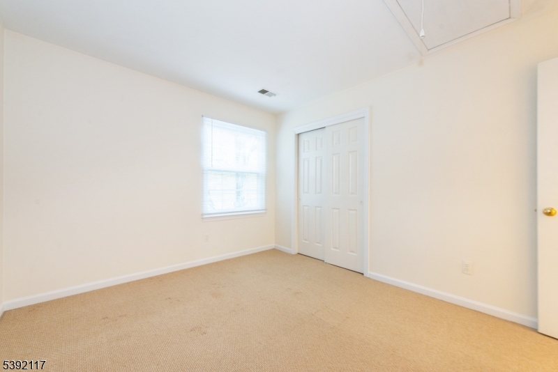 HILLS, CARLISLE - Residential Lease