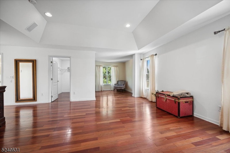 Montgomery Oaks - Residential