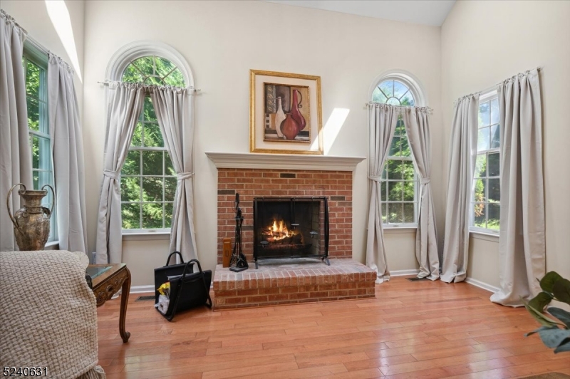 Montgomery Oaks - Residential