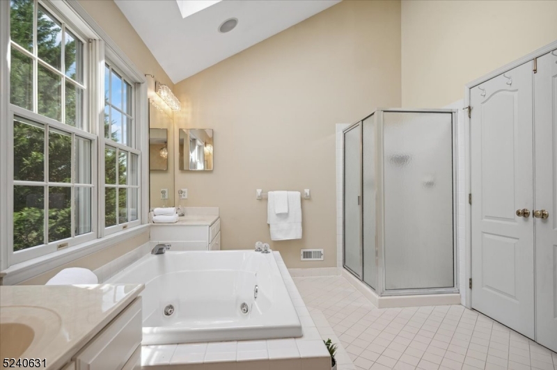 Montgomery Oaks - Residential