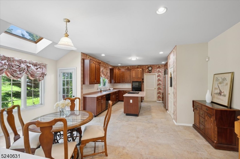 Montgomery Oaks - Residential