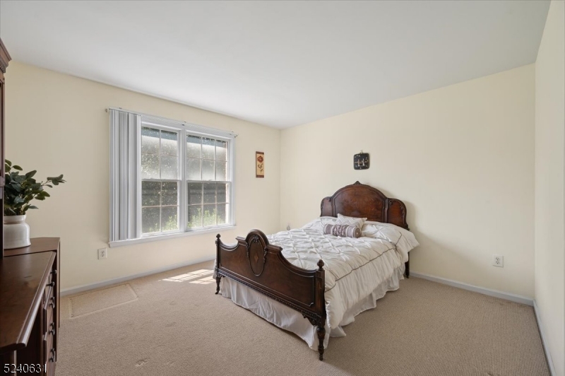 Montgomery Oaks - Residential