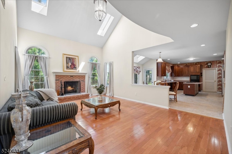 Montgomery Oaks - Residential