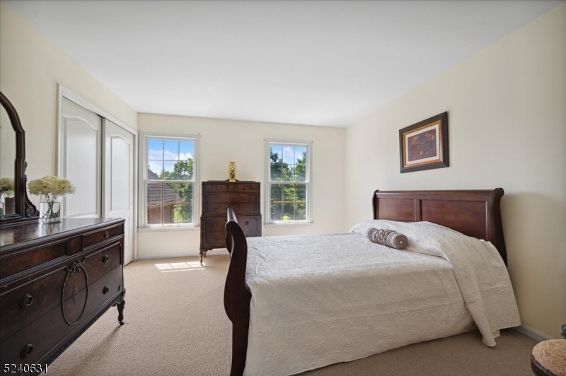 Montgomery Oaks - Residential