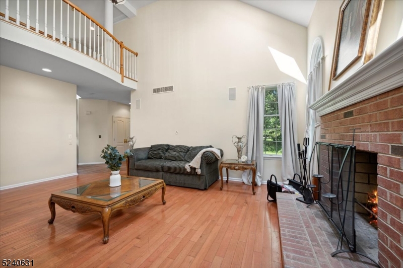 Montgomery Oaks - Residential