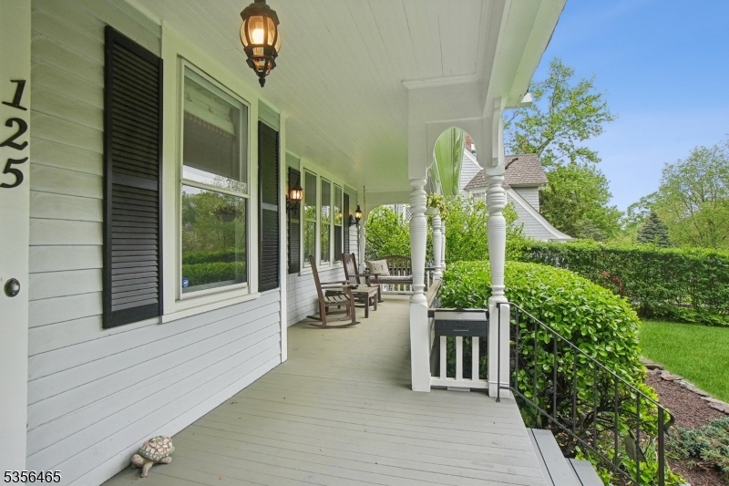 125 Bellevue Ave