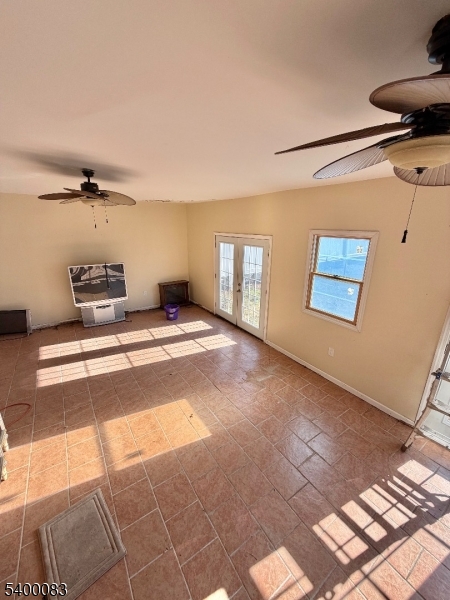 Elmora - Residential