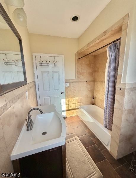 Elmora - Residential