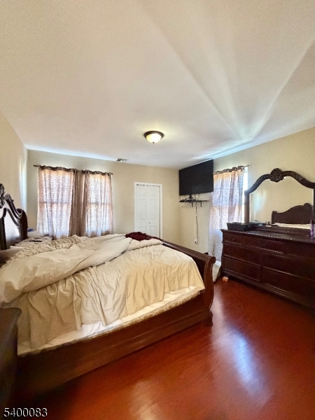 Elmora - Residential