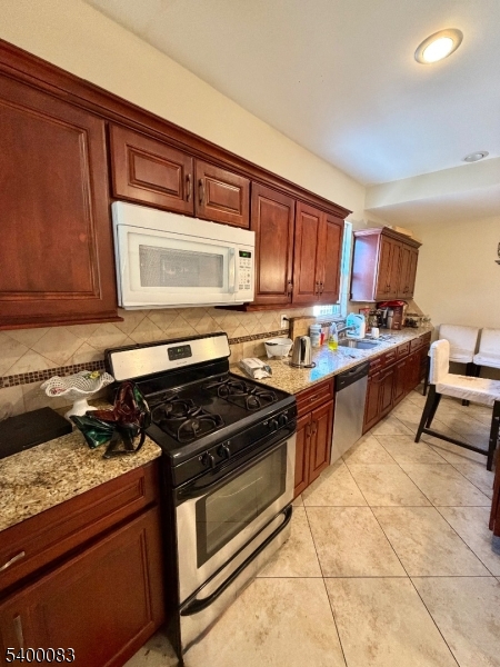 Elmora - Residential