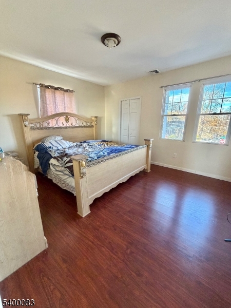 Elmora - Residential