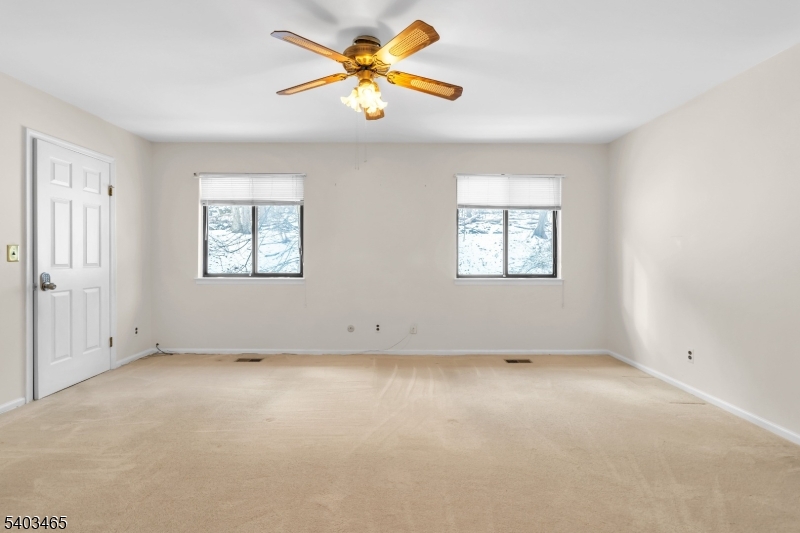 Mountain Ridge - Residential