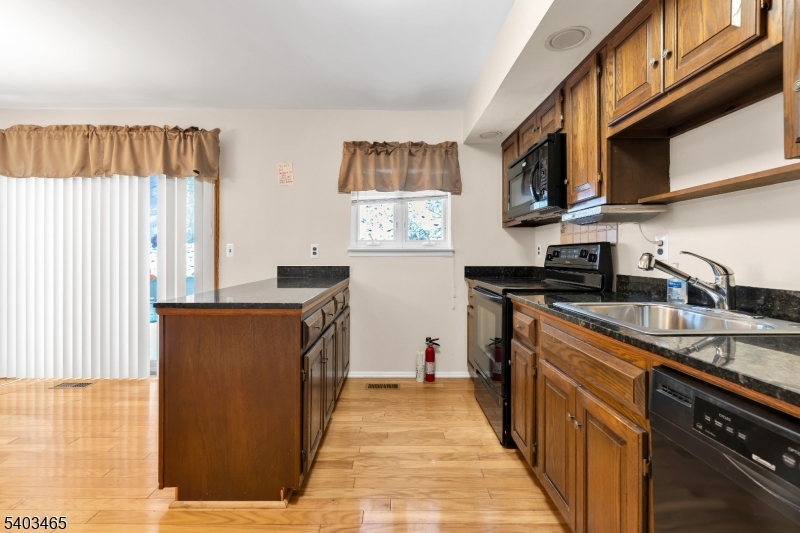 Mountain Ridge - Residential