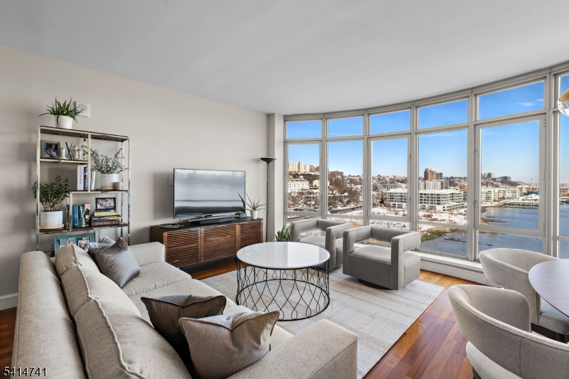 The Watermark - Residential Lease